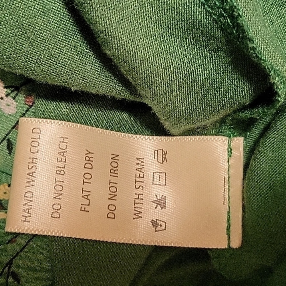 Max Studio Green Floral MINI Skirt - Picture 9 of 9